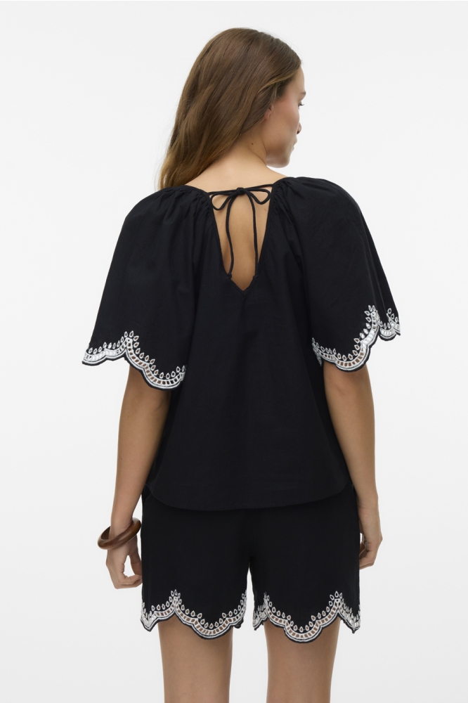 VMDIANA 2/4 V-NECK TOP WVN BTQ 10329098 BLACK/SNOQ WHITE